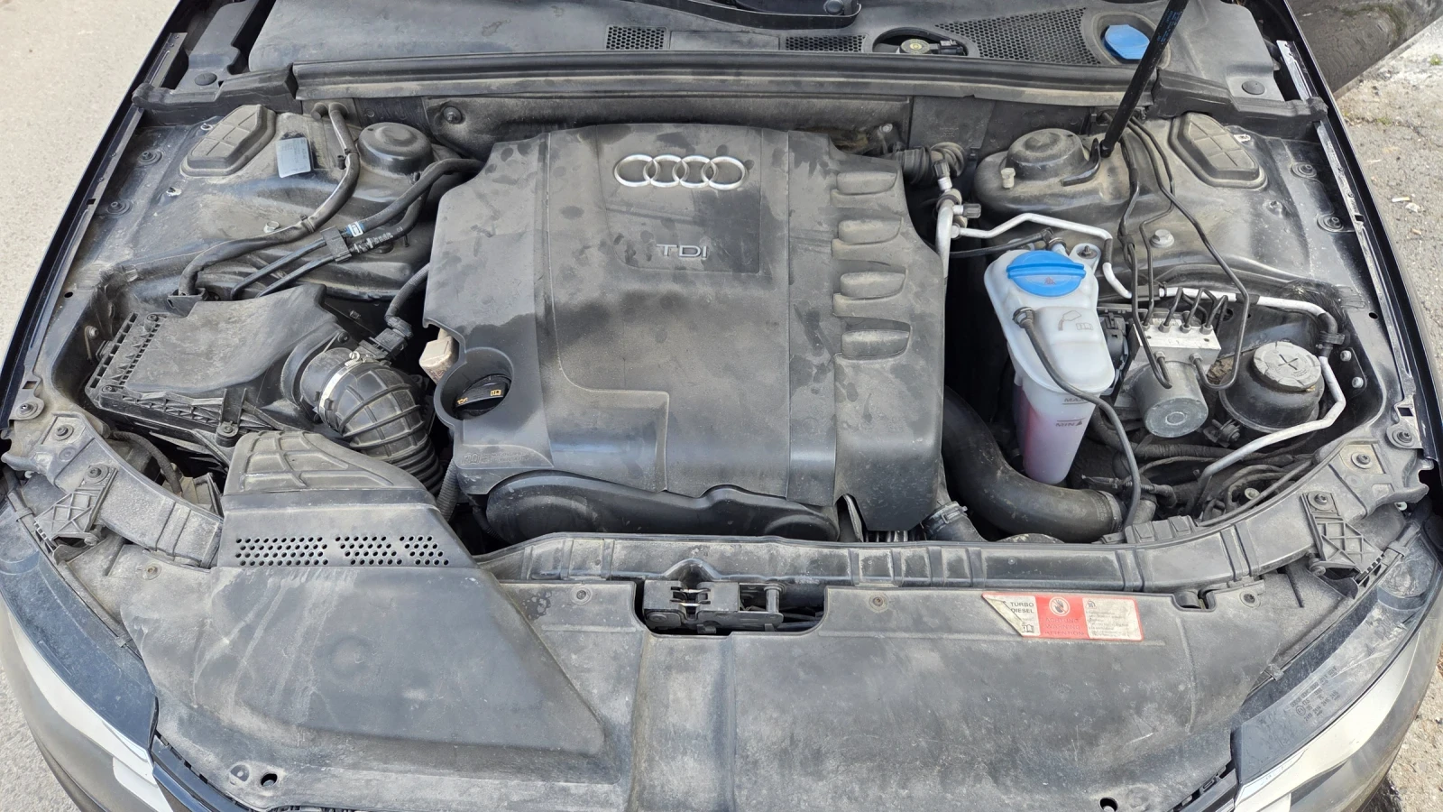 Audi A4 S-line / 8-ZF, снимка 13 - Автомобили и джипове - 53908838
