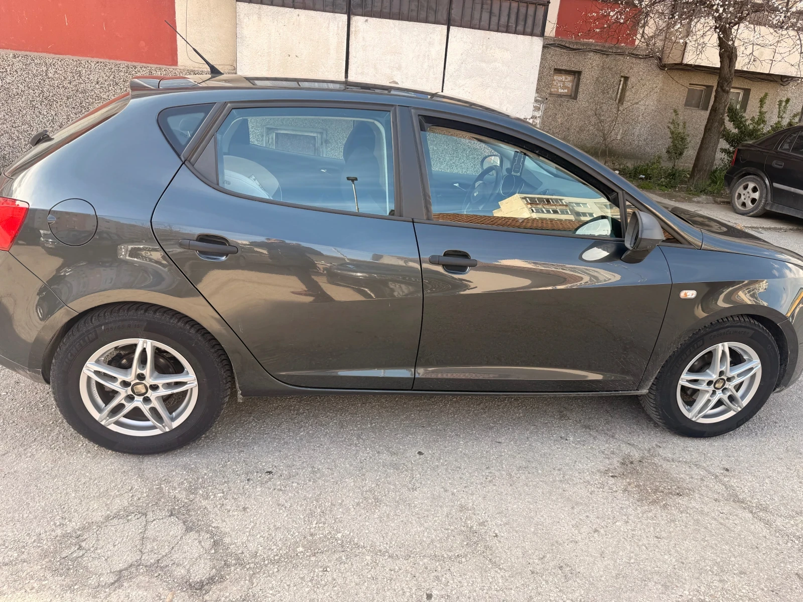 Seat Ibiza 1.9 TDI 90 к.с., снимка 3 - Автомобили и джипове - 53984991