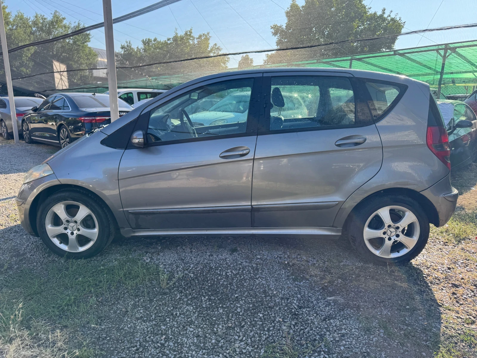 Mercedes-Benz 180 Cdi, снимка 4 - Автомобили и джипове - 53988284