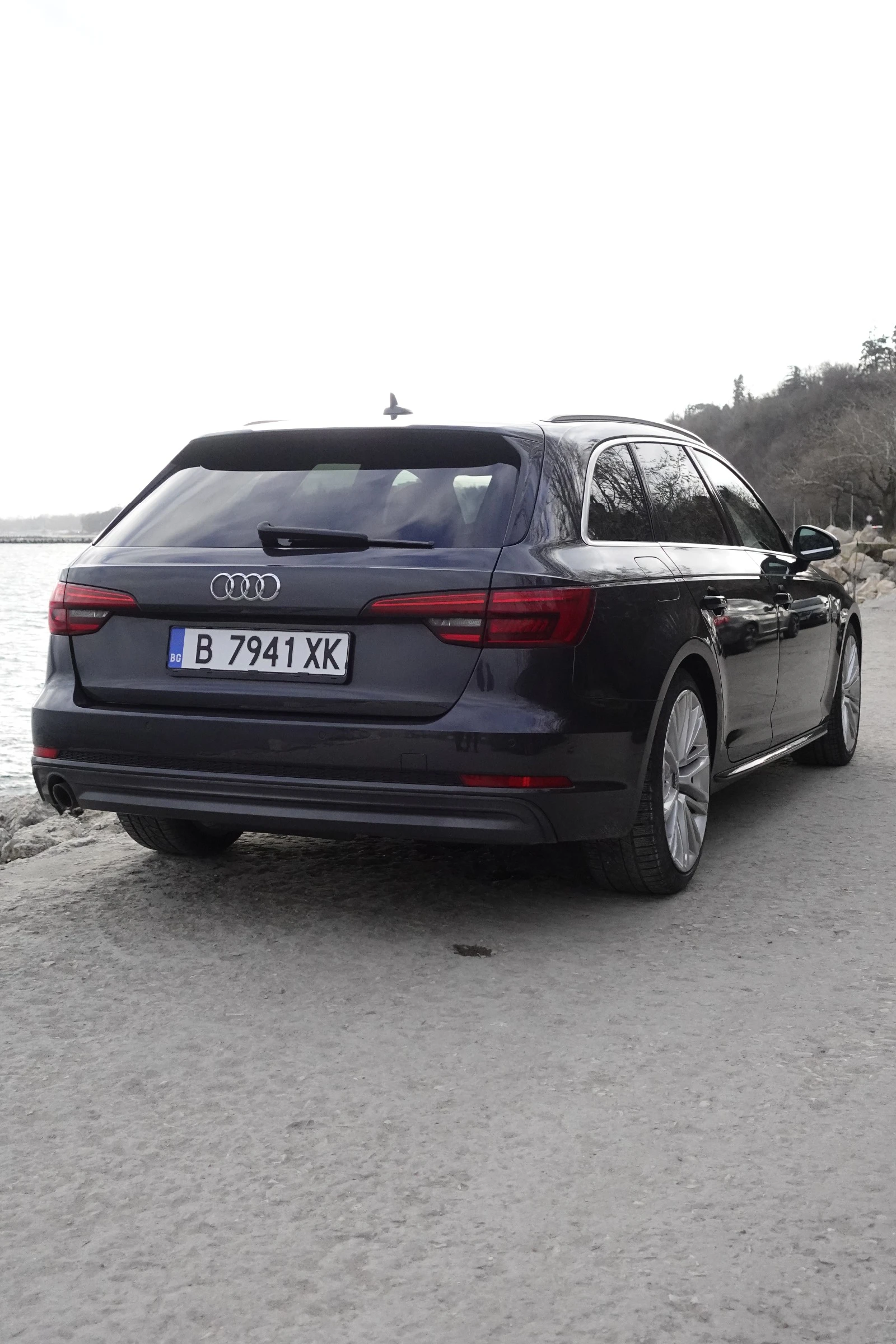 Audi A4 2.0TDI 150к.с. S-line+ + + /Дигитално табло, снимка 4 - Автомобили и джипове - 54011441