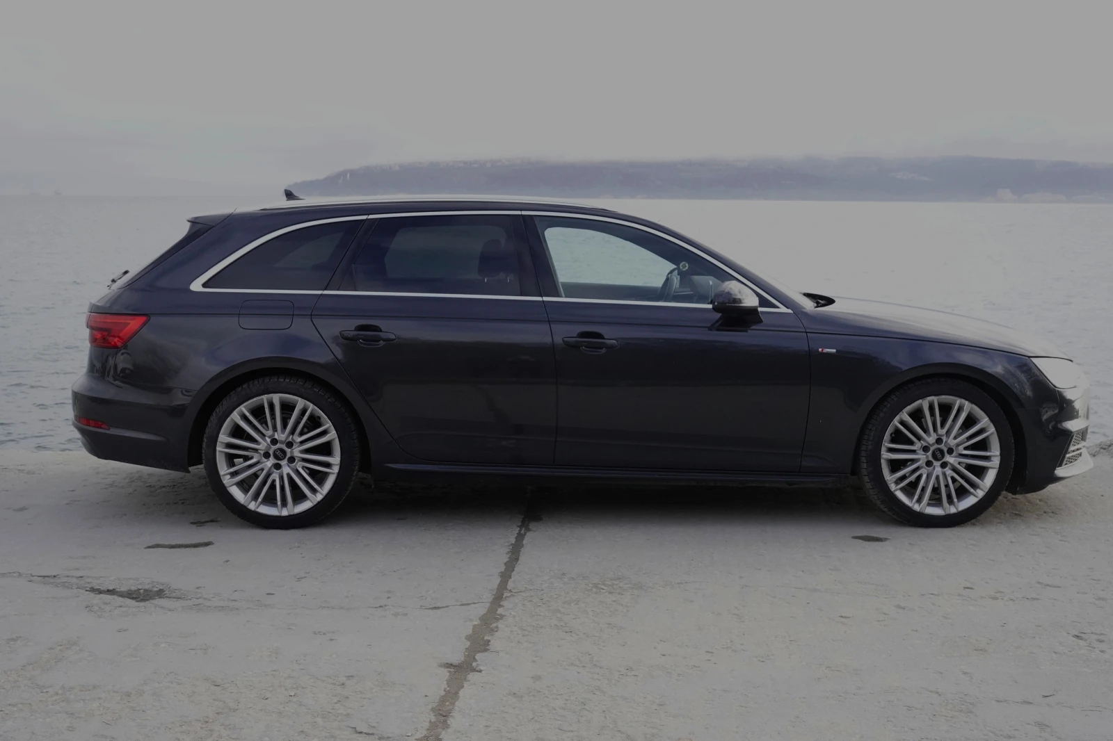 Audi A4 2.0TDI 150к.с. S-line+ + + /Дигитално табло, снимка 3 - Автомобили и джипове - 54011441