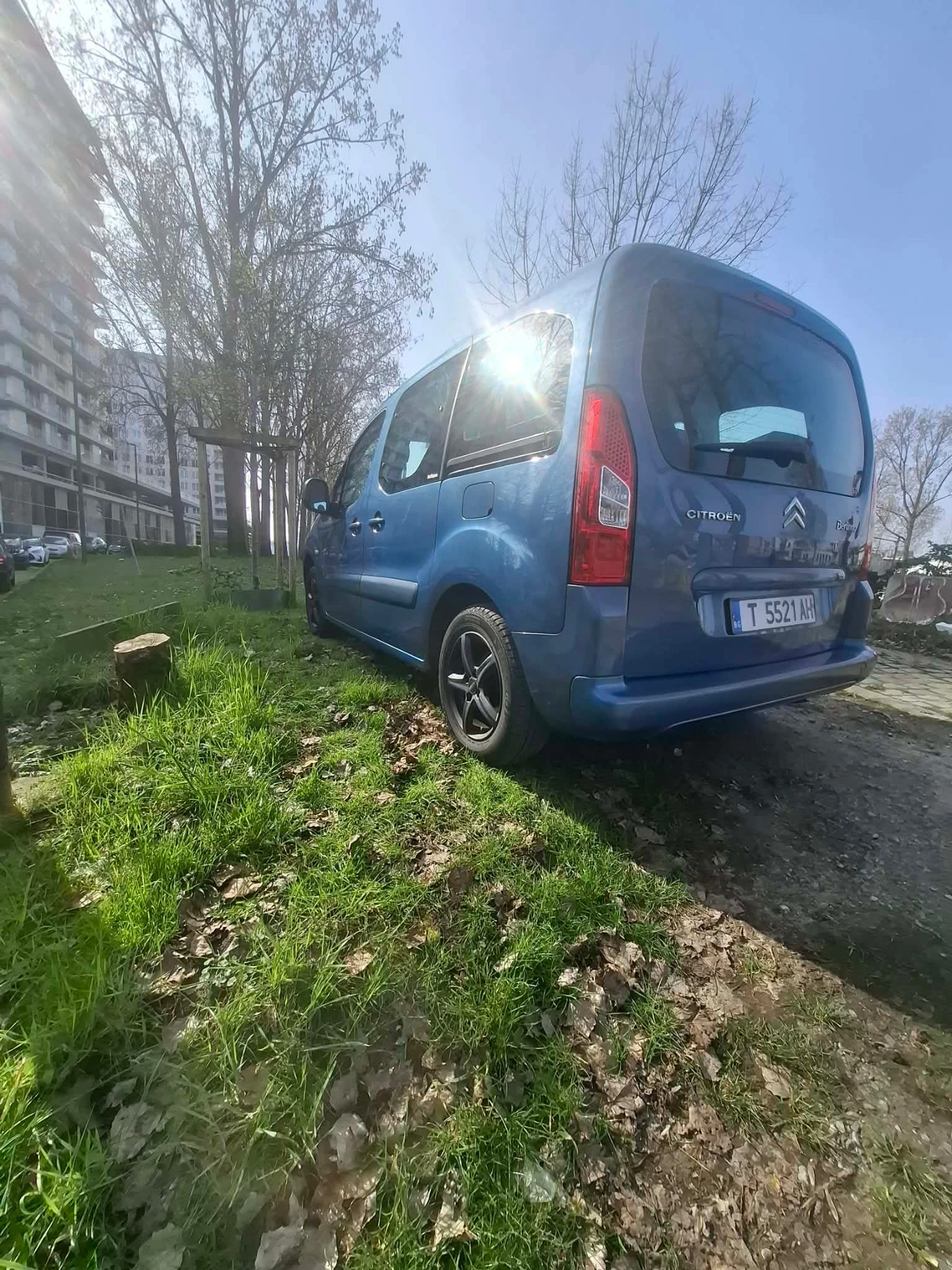 Citroen Berlingo 1, 6 ХДИ , снимка 14 - Автомобили и джипове - 54069992