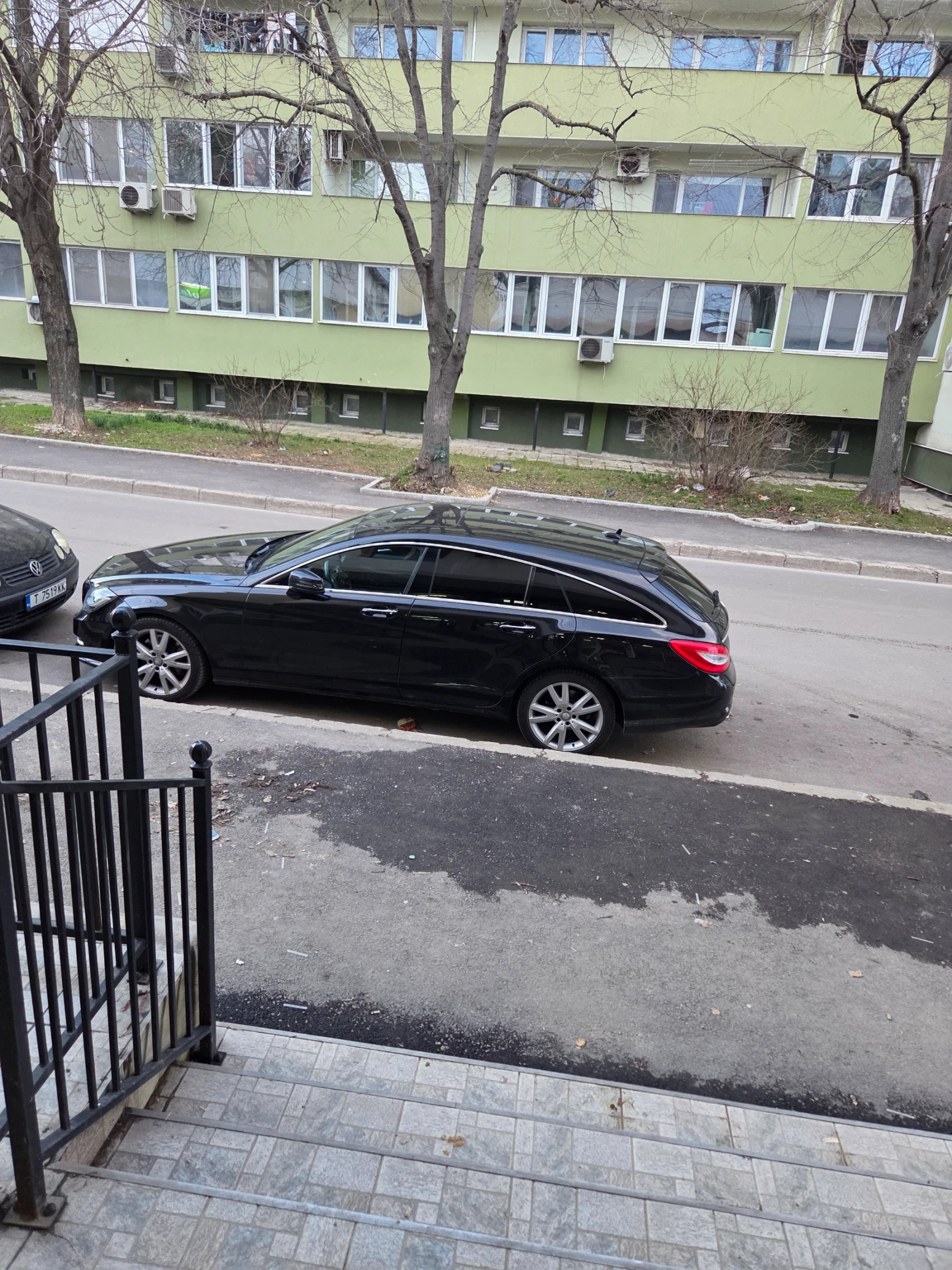 Mercedes-Benz CLS 350 4 matic AMG pack, снимка 3 - Автомобили и джипове - 54069332