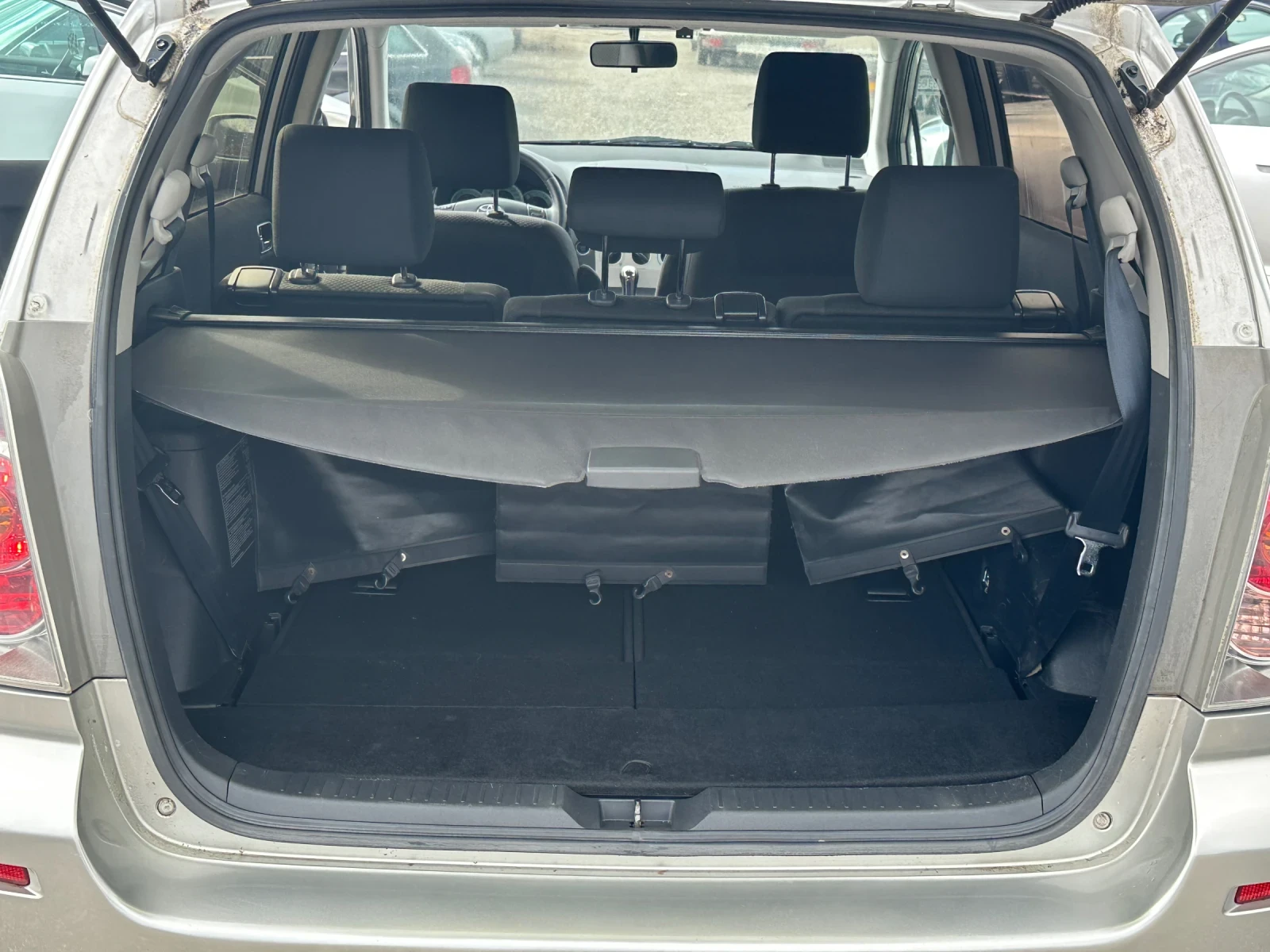 Toyota Corolla verso 6+ 1, снимка 13 - Автомобили и джипове - 54082505