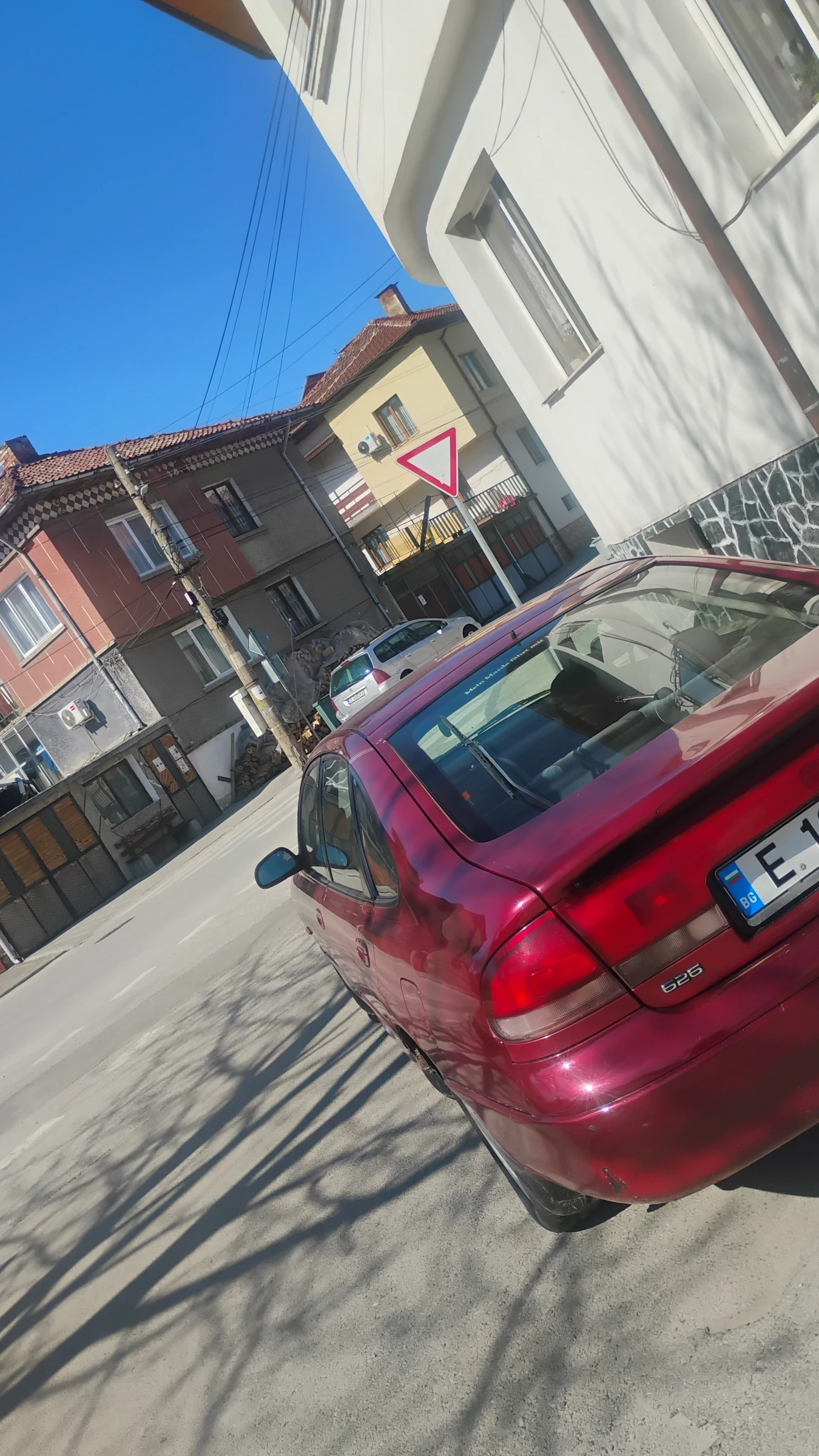 Mazda 626, снимка 5 - Автомобили и джипове - 54157090