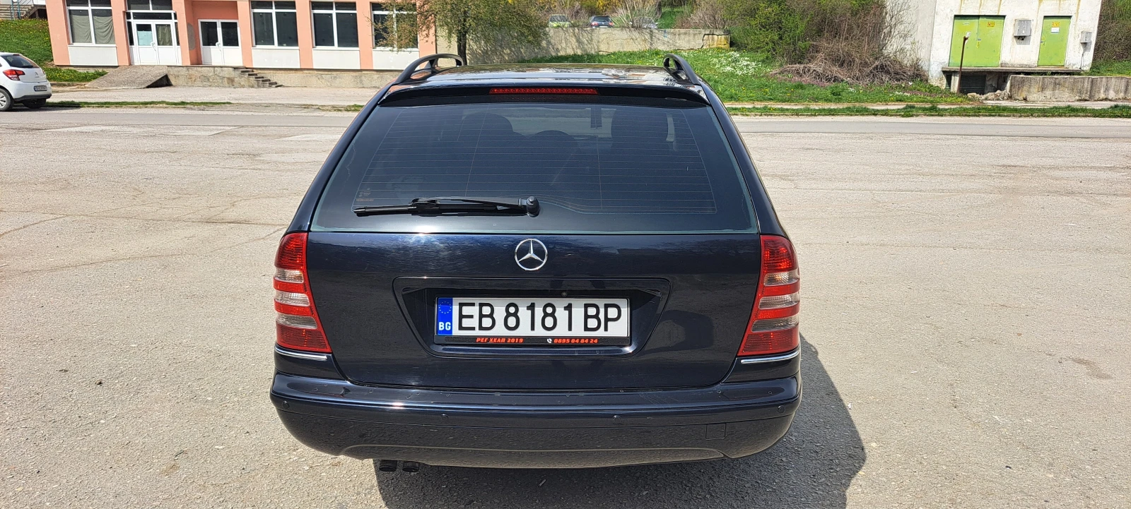 Mercedes-Benz C 220, снимка 6 - Автомобили и джипове - 54183355