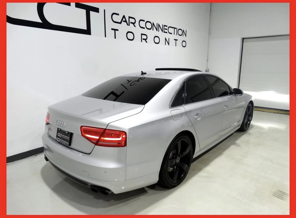 Audi S8 4.0Т * 360 CAM * BLIND SPOT * PANO * CARFAX * , снимка 3 - Автомобили и джипове - 55303242