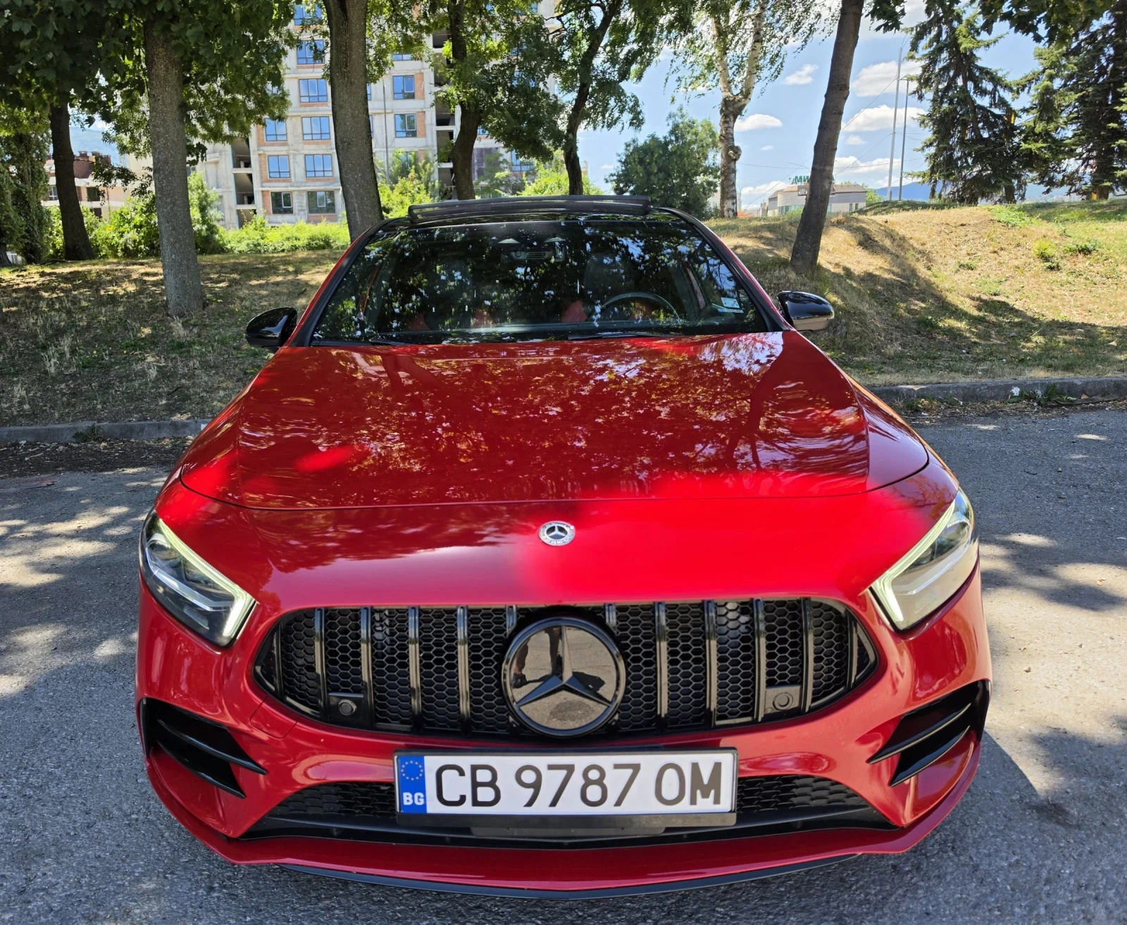 Mercedes-Benz A 220 AMG line 4-MATIC Head Up, снимка 2 - Автомобили и джипове - 55343049
