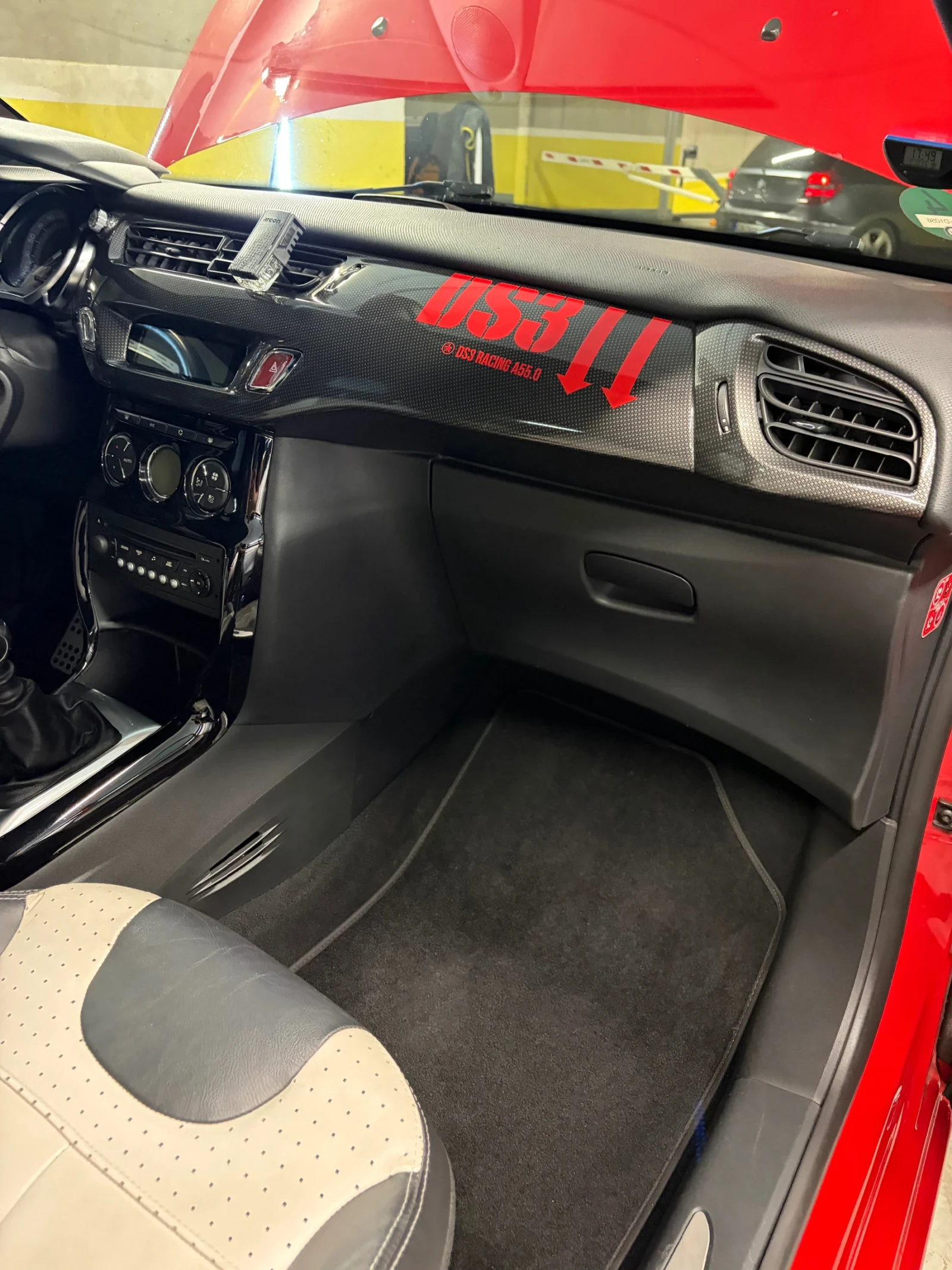 Citroen DS3 1.6 THP, снимка 8 - Автомобили и джипове - 56330382