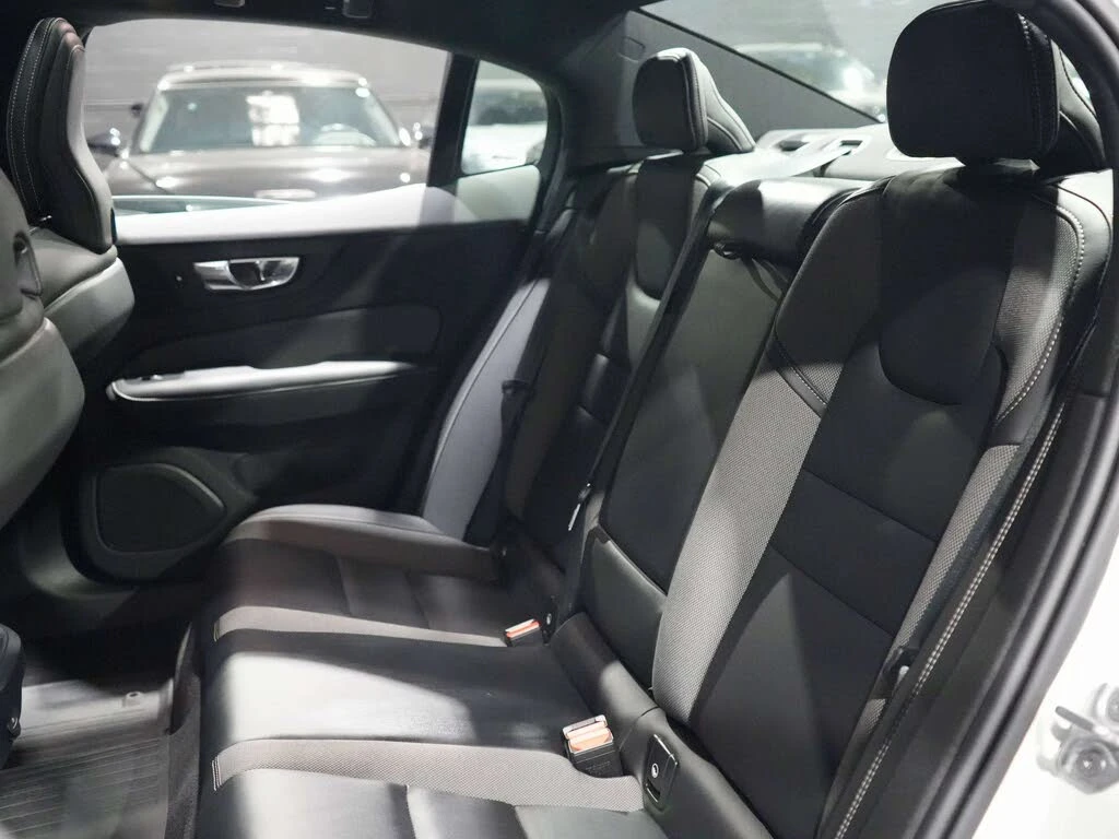 Volvo S60 2.0 B5 R-Design AWD | Mobile.bg � ����������� 7