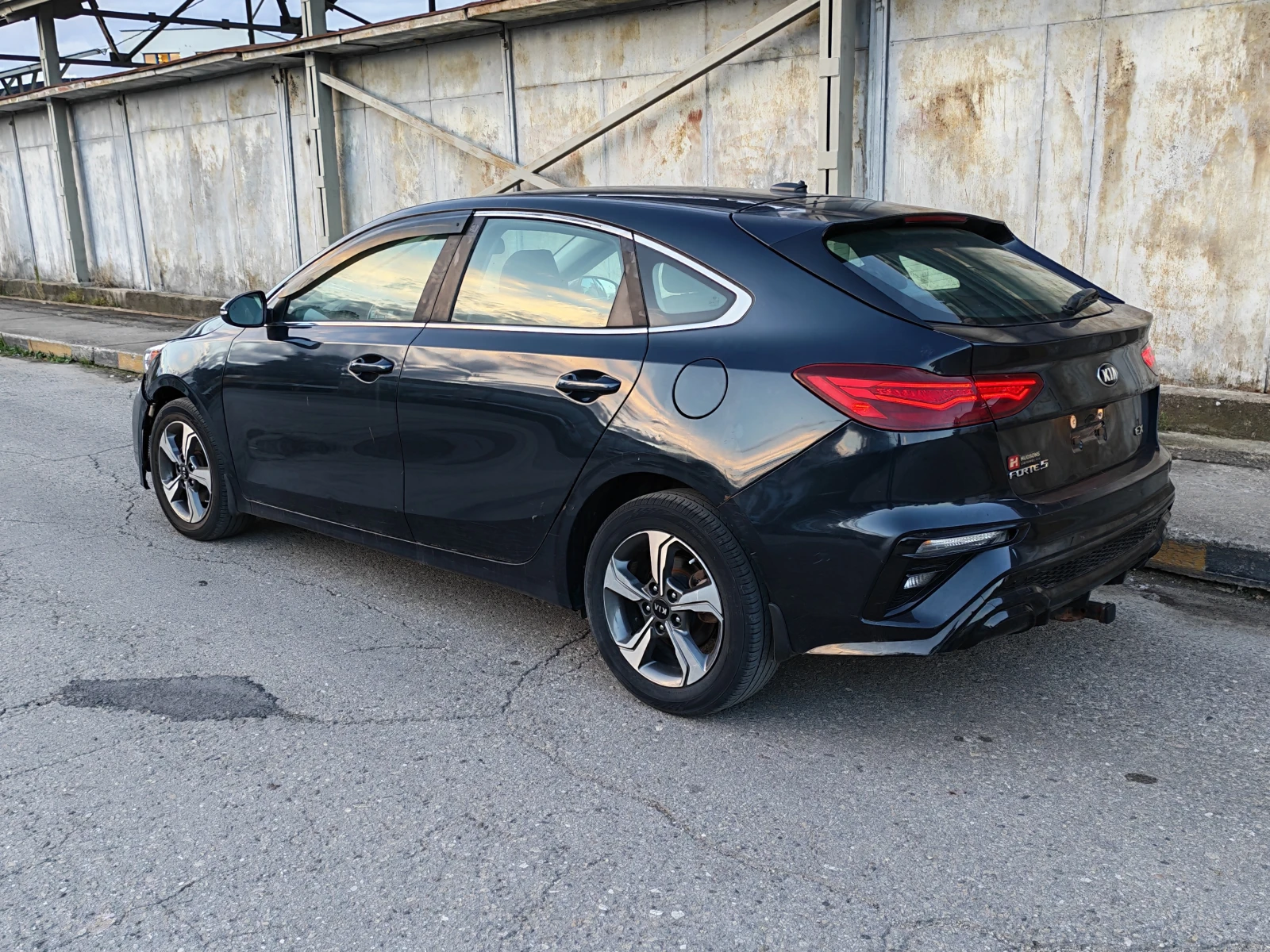 Kia Forte EX, снимка 6 - Автомобили и джипове - 56662481