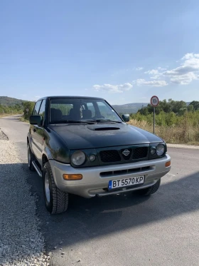 Nissan Terrano, снимка 1