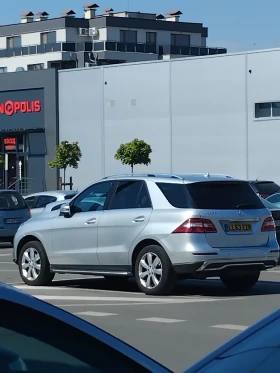  Mercedes-Benz ML 350