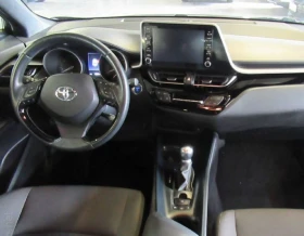 Toyota C-HR 1.8HYBRID.Гаранция до 12.2032 г.или 200 000км | Auto.bg — изображение 8