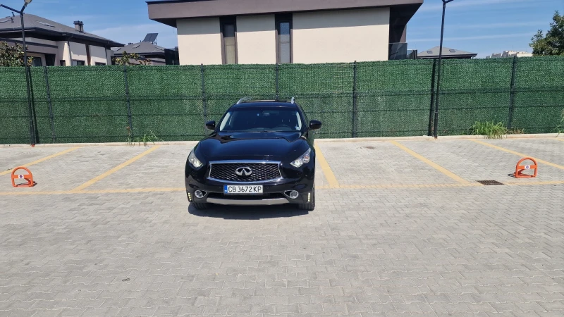 Infiniti QX70, снимка 11 - Автомобили и джипове - 47295936