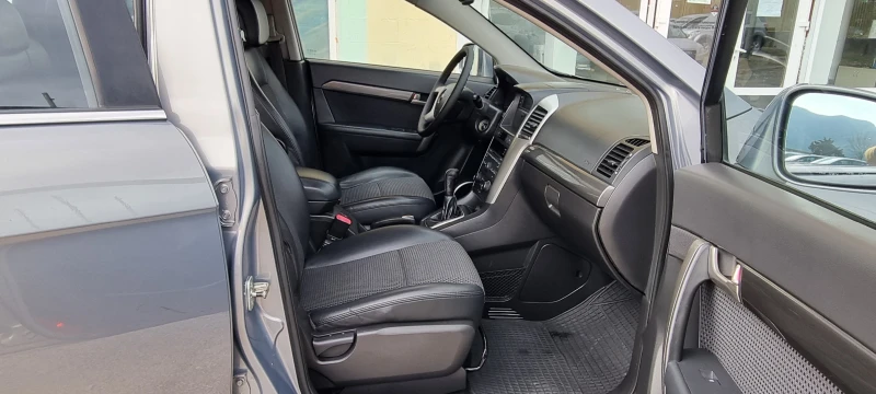 Chevrolet Captiva 2.2TDI 4X4 KLIMA ITALY, снимка 12 - Автомобили и джипове - 48826245