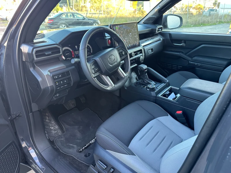 Toyota Tacoma TRD OFF ROAD, снимка 12 - Автомобили и джипове - 52324674