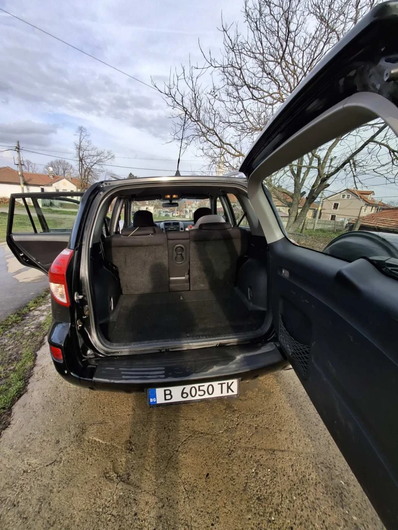 Toyota Rav4 ., снимка 3 - Автомобили и джипове - 52515325