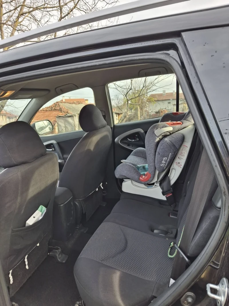 Toyota Rav4 ., снимка 4 - Автомобили и джипове - 52515325