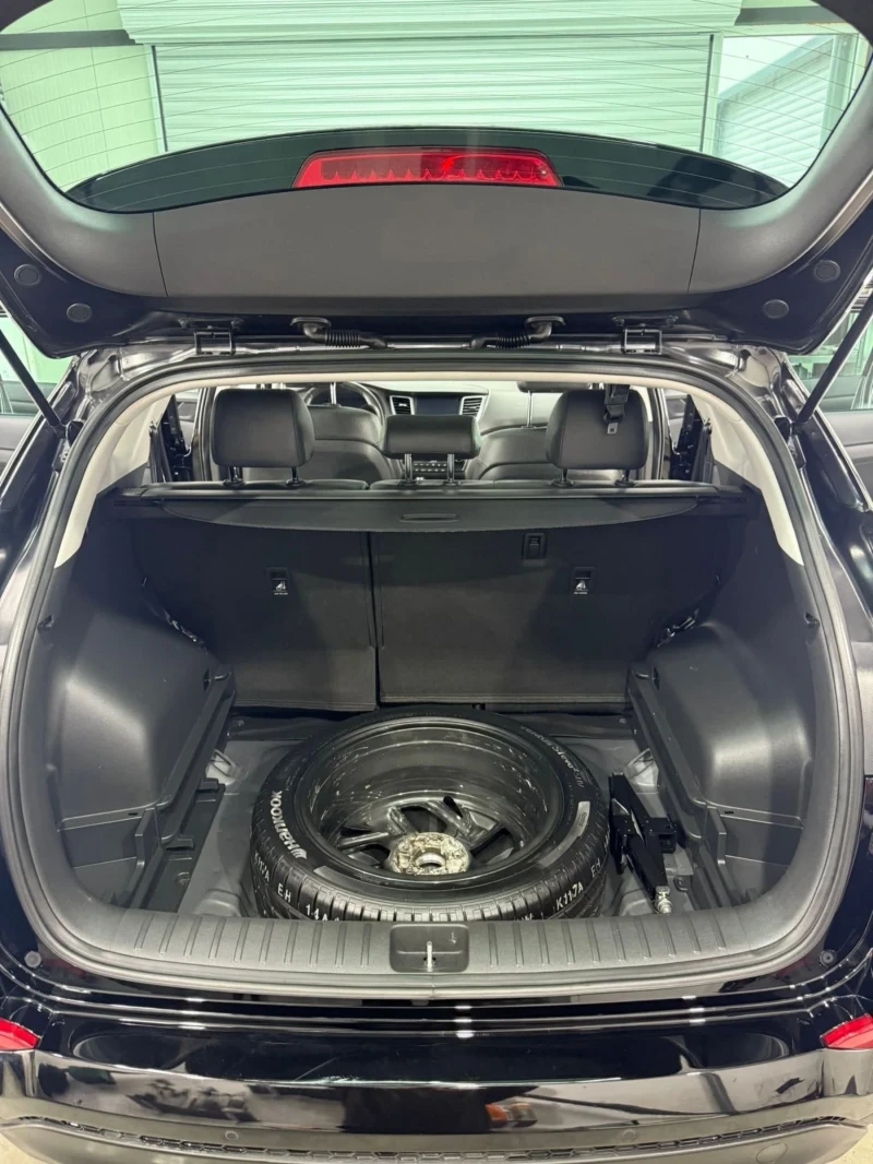 Hyundai Tucson 2.0CRDi/185кс/PREMIUM/4X4/ПЪЛНА СЕРВИЗНА ИСТОРИЯ, снимка 13 - Автомобили и джипове - 52683220