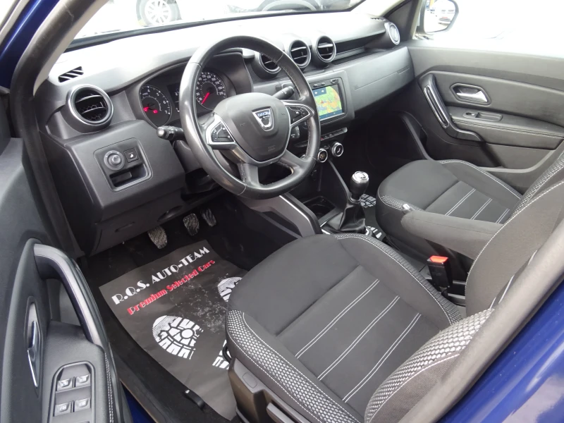 Dacia Duster 1.6sce Prestige 4x2, снимка 9 - Автомобили и джипове - 53269307