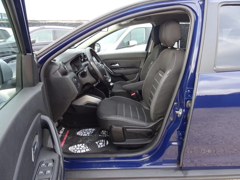 Dacia Duster 1.6sce Prestige 4x2, снимка 10 - Автомобили и джипове - 53269307