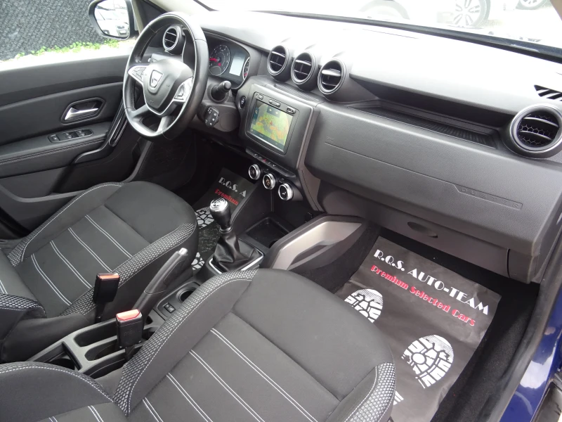 Dacia Duster 1.6sce Prestige 4x2, снимка 14 - Автомобили и джипове - 53269307