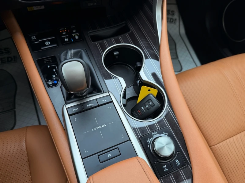 Lexus RX 350 Executive Pkg| NO ACCIDENTS, снимка 10 - Автомобили и джипове - 53594961