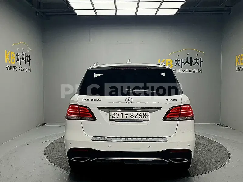 Mercedes-Benz GLE 350 Mercedes Benz GLE 350D , 2016, снимка 5 - Автомобили и джипове - 54086979