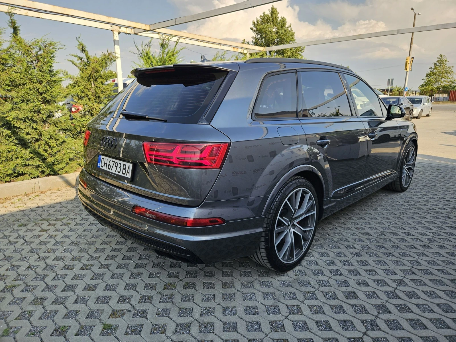 Audi SQ7 4.0TDI-435кс= DIGITAL= SPORT DIFFERENTIAL= BOSE - изображение 3