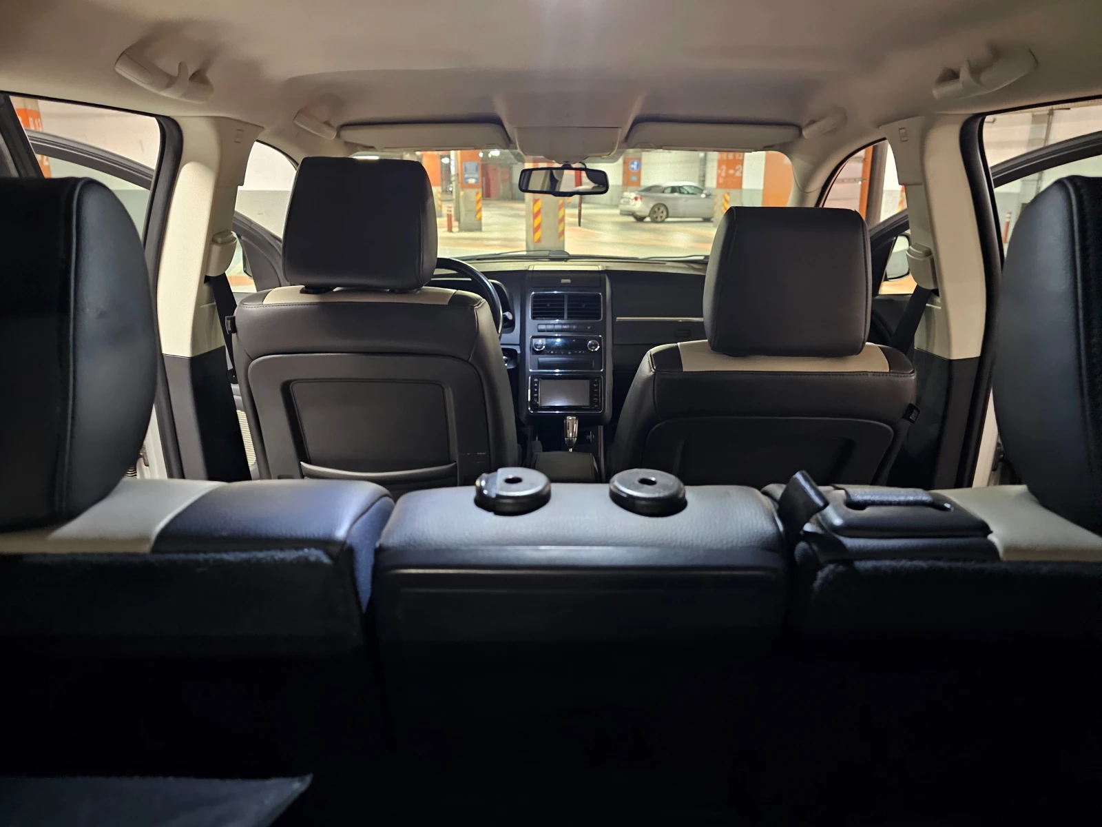 Dodge Journey, снимка 8 - Автомобили и джипове - 53745225