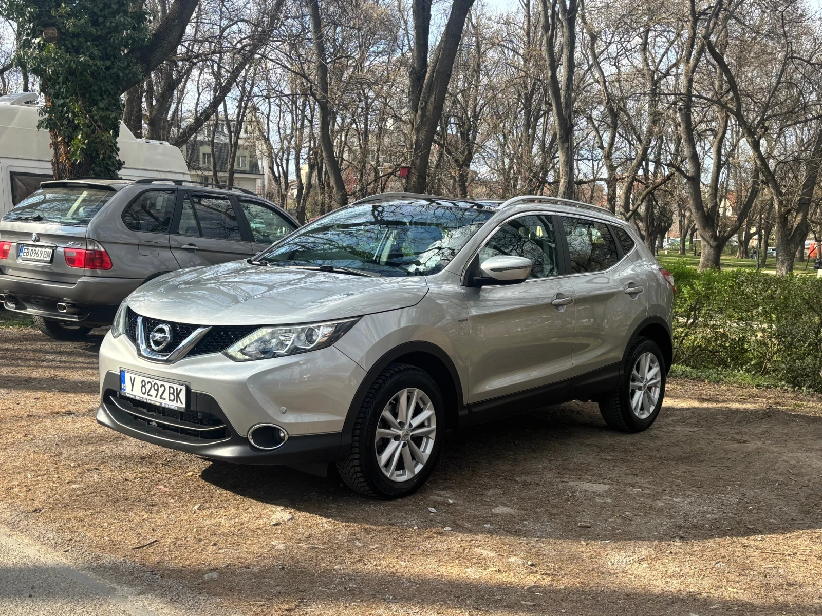 Nissan Qashqai, снимка 2 - Автомобили и джипове - 53991318