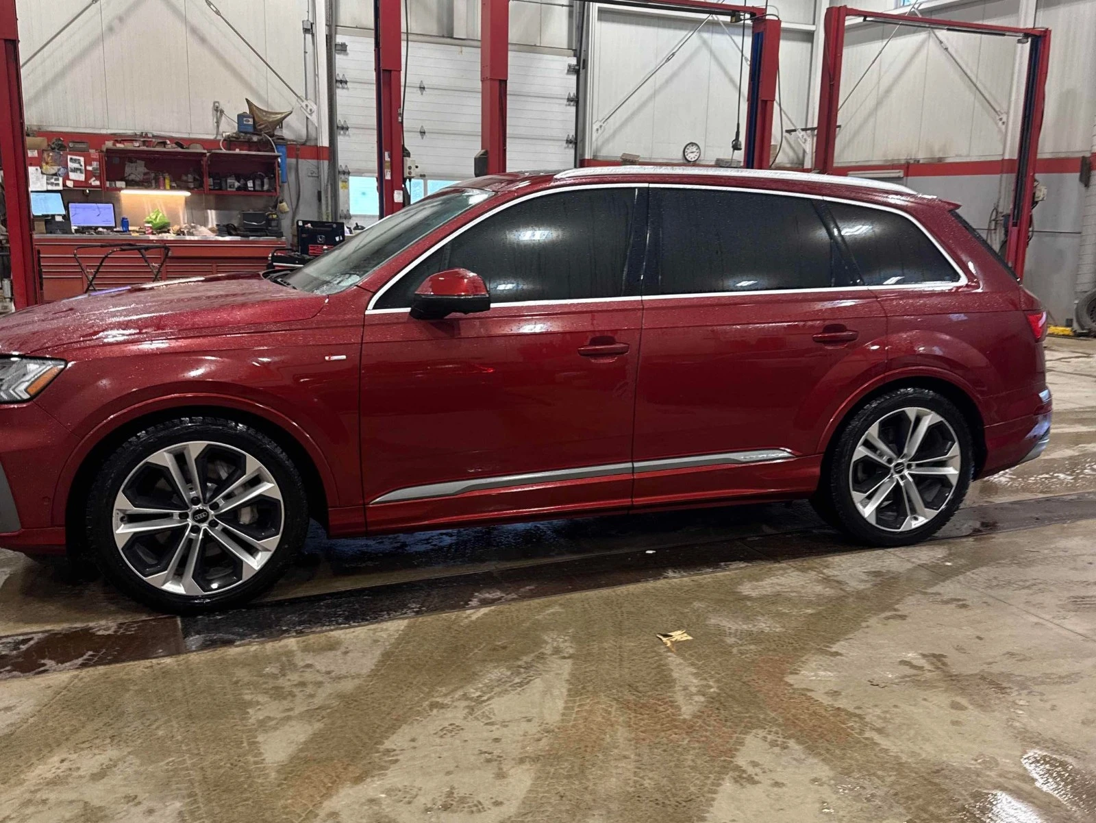Audi Q7 Technik С регистрация + обслужване, снимка 3 - Автомобили и джипове - 54138989