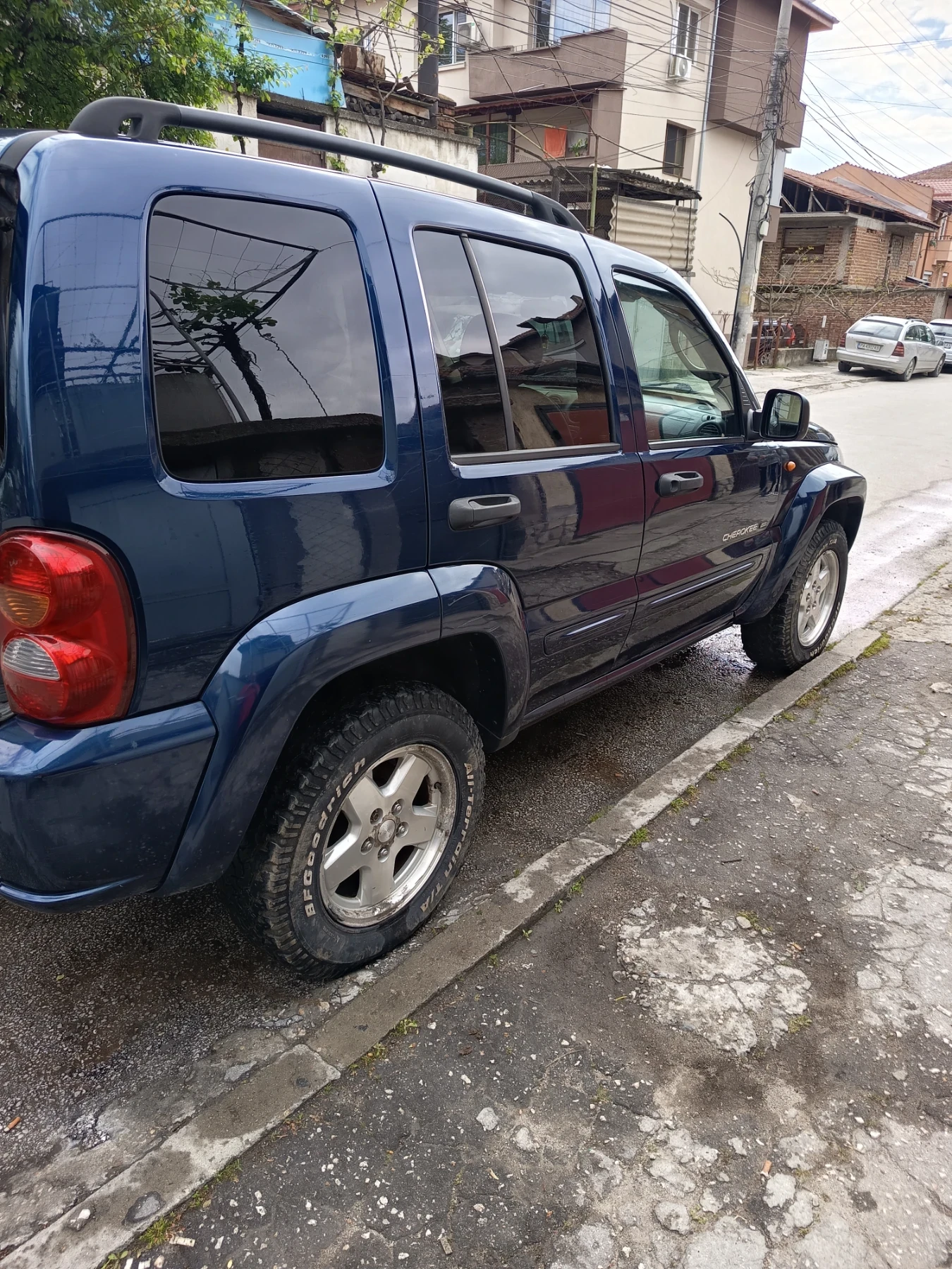 Jeep Cherokee, снимка 5 - Автомобили и джипове - 54391875