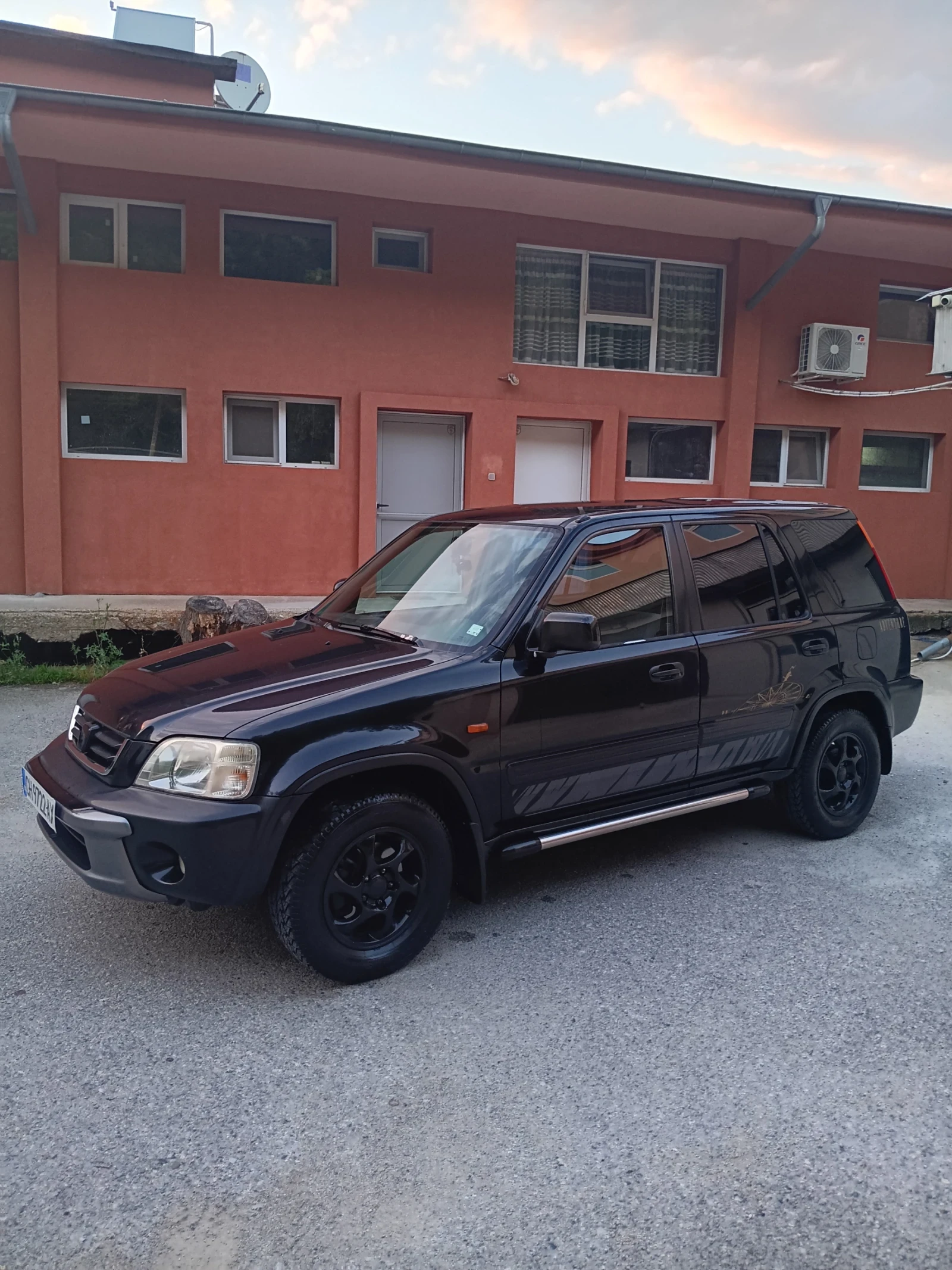 Honda Cr-v, снимка 2 - Автомобили и джипове - 54812042