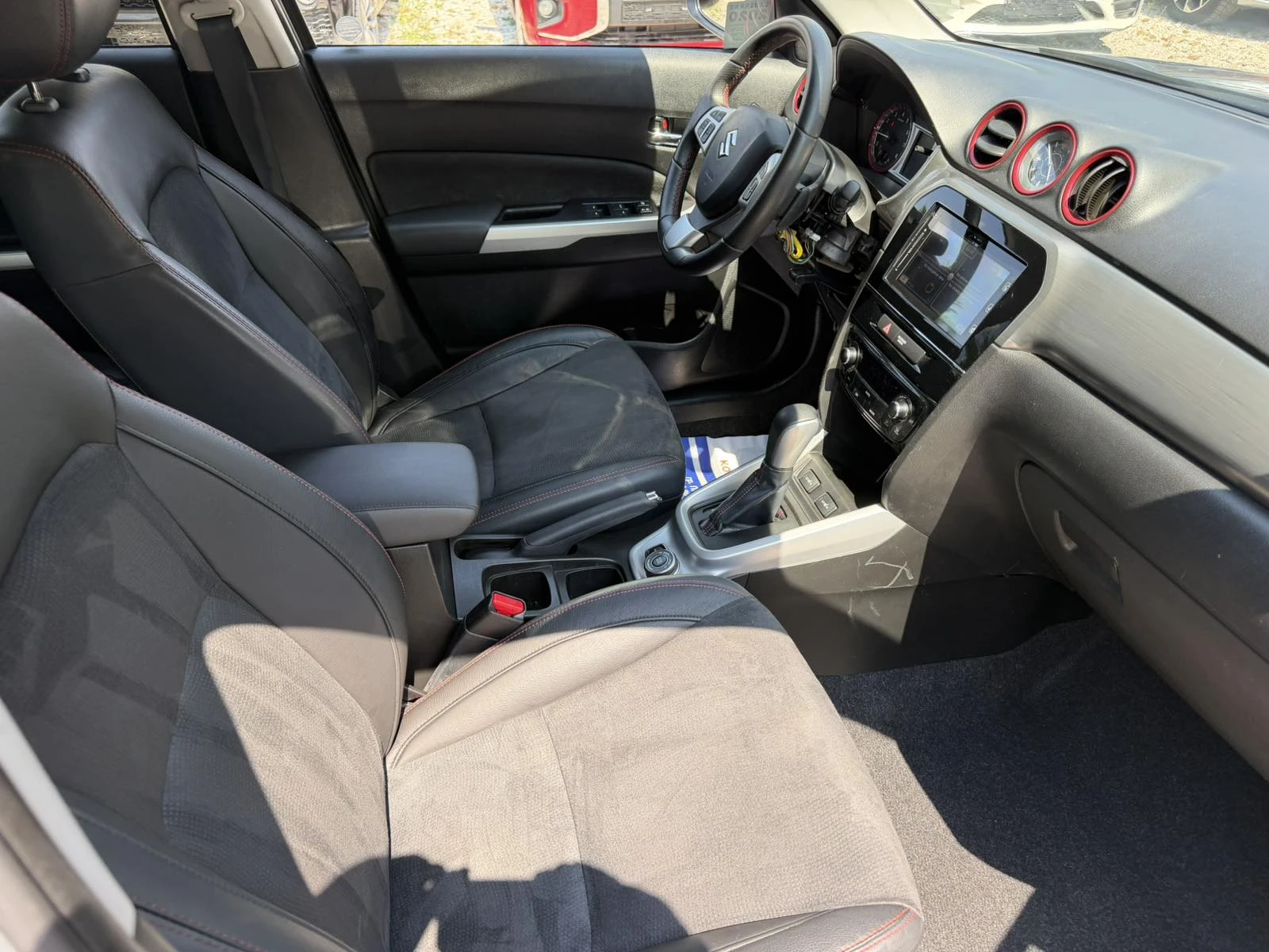 Suzuki Vitara 1.4 BOOSTERJET 4X4 Швейцария., снимка 9 - Автомобили и джипове - 55129221