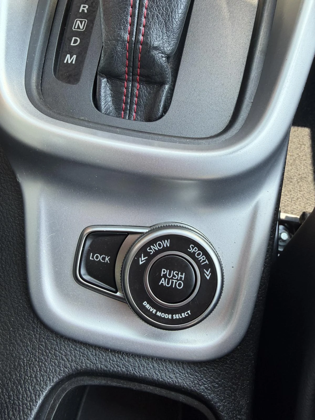 Suzuki Vitara 1.4 BOOSTERJET 4X4 Швейцария., снимка 17 - Автомобили и джипове - 55129221