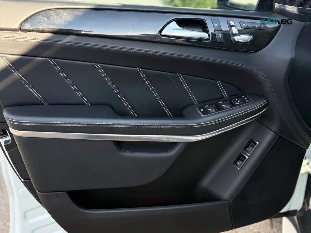 Mercedes-Benz GLS 63 AMG * АвтоКредит * (ЦЕНА ДО БГ), снимка 6 - Автомобили и джипове - 55731542