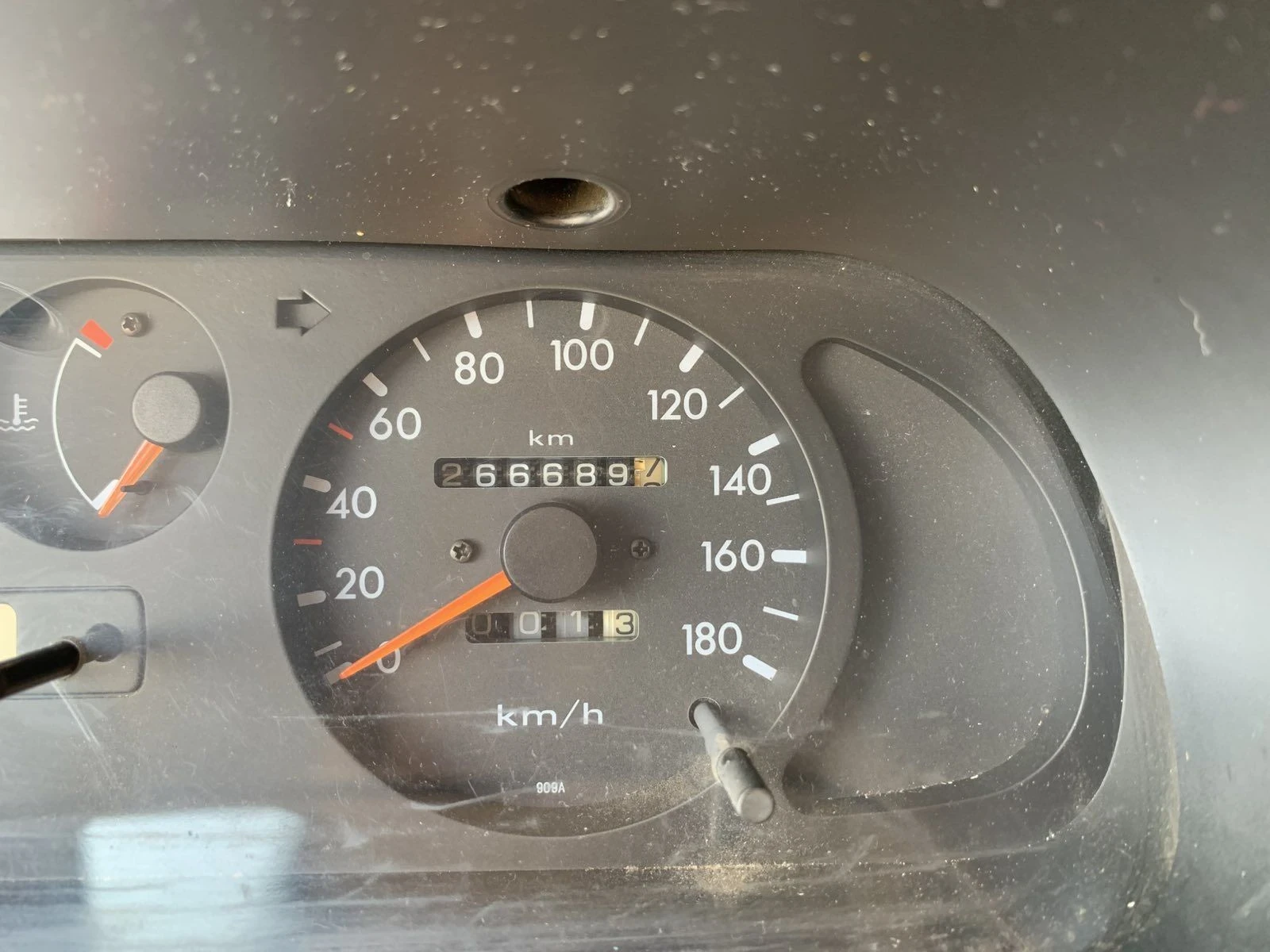 Nissan Terrano, снимка 9 - Автомобили и джипове - 55942364