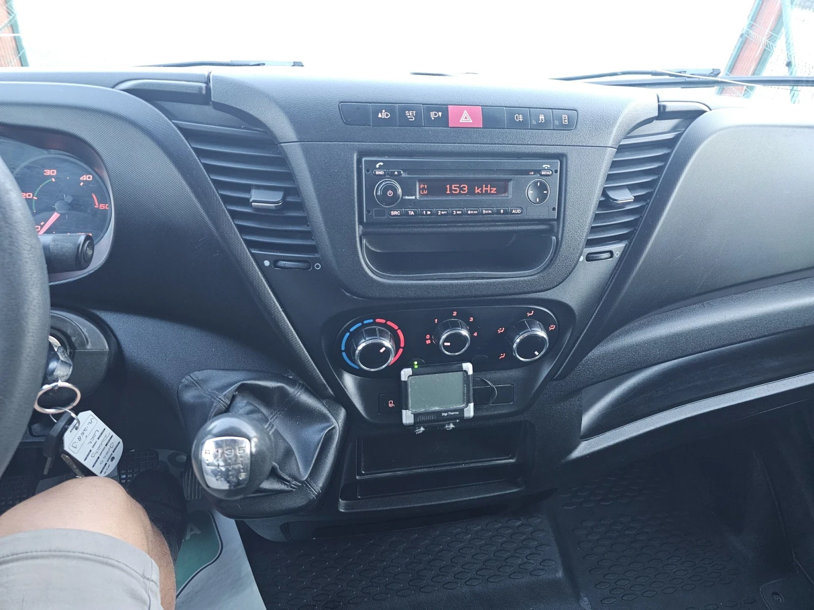 Iveco 35s13 2.3 H3 L3, снимка 9 - Бусове и автобуси - 56227562