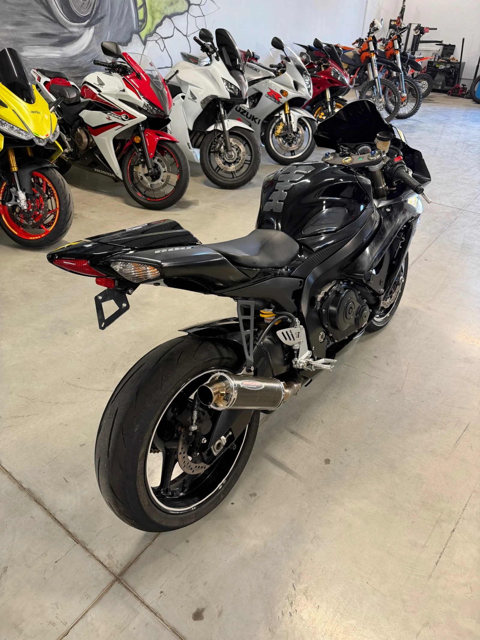 Suzuki Gsxr 600 K9 - изображение 8