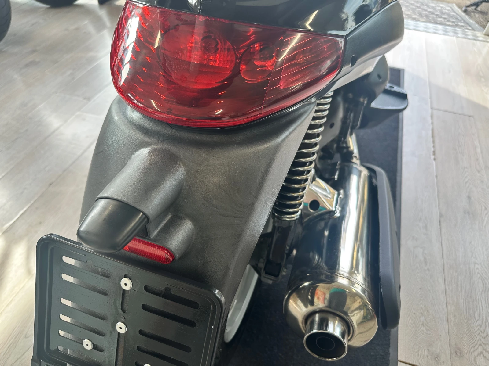 Piaggio Beverly 500ie 07.2003г., снимка 4 - Мотоциклети и мототехника - 54219043