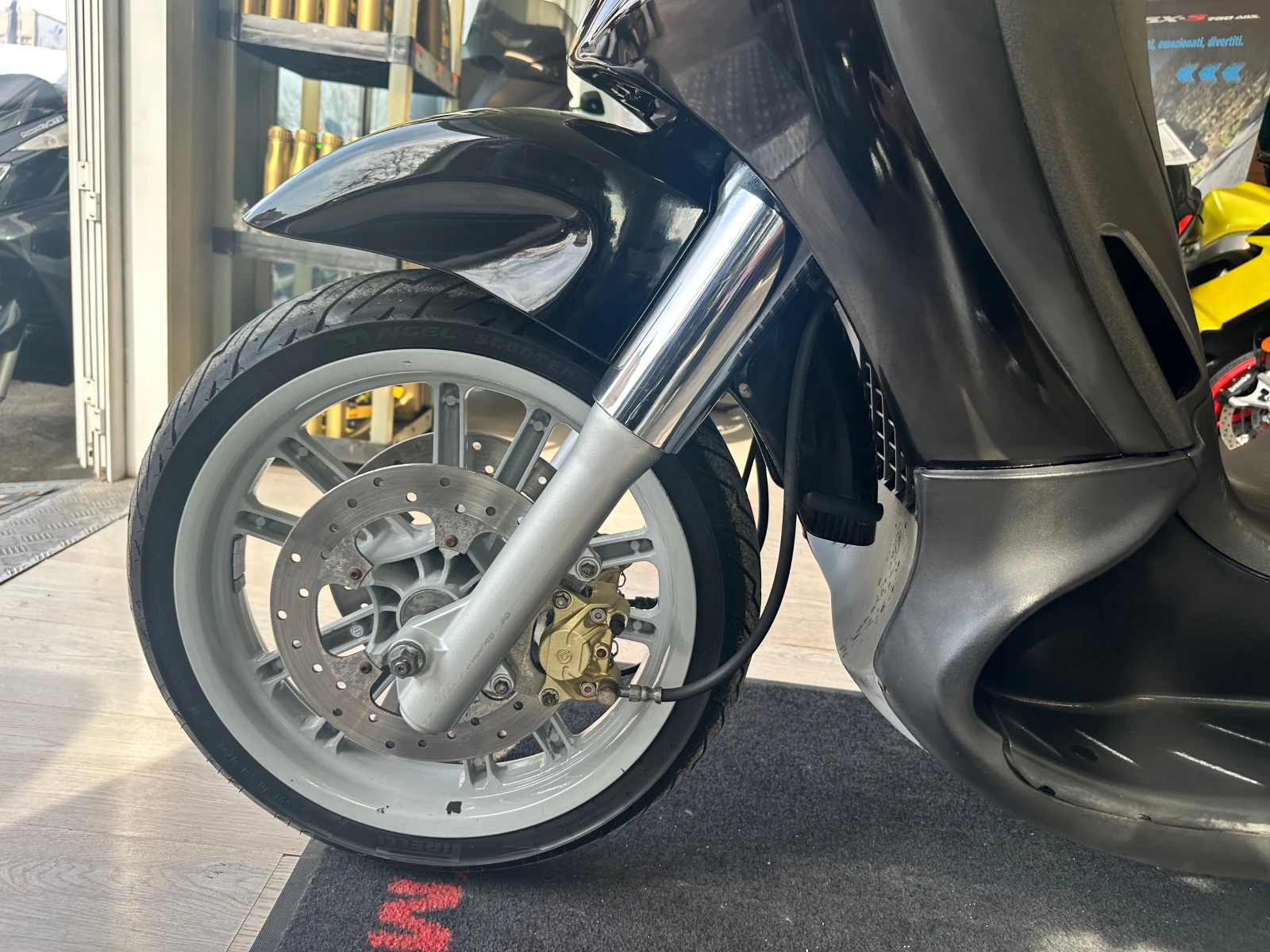 Piaggio Beverly 500ie 07.2003г., снимка 12 - Мотоциклети и мототехника - 54219043