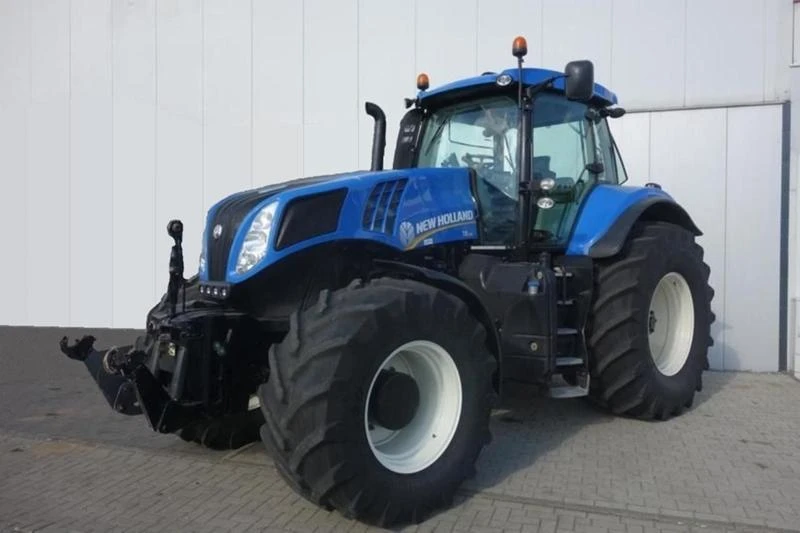 Трактор New Holland T8.300 НА ЧАСТИ , снимка 1 - Селскостопанска техника - 33356700