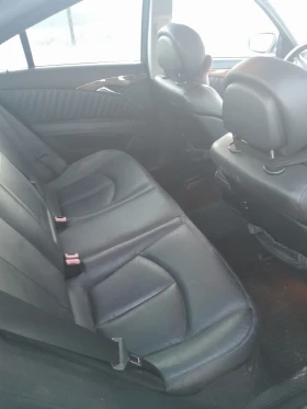 Mercedes-Benz E 320, снимка 10