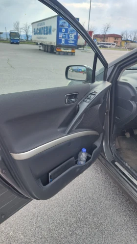 Toyota Corolla verso 7 местен, снимка 4