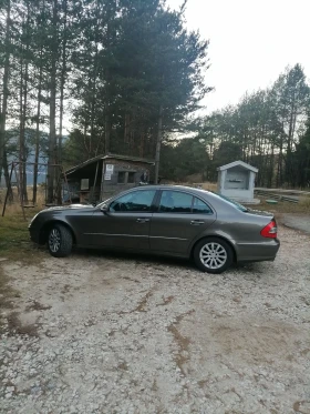 Mercedes-Benz E 320, снимка 7