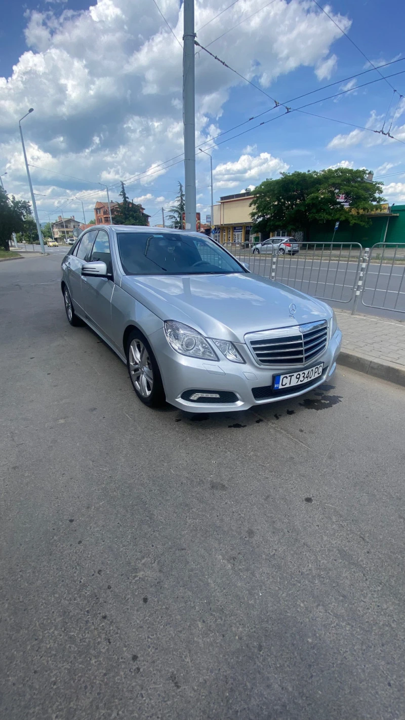 Mercedes-Benz E 350 CDI Avantgarde, снимка 2 - Автомобили и джипове - 46020851