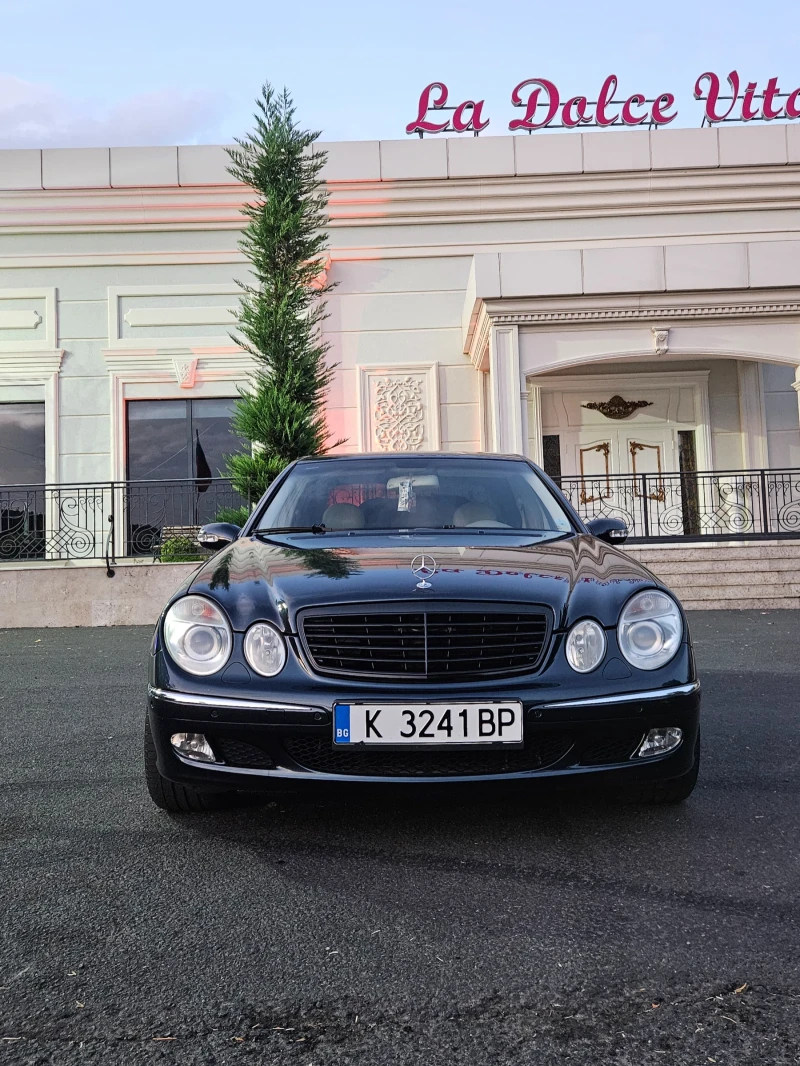 Mercedes-Benz E 500 5.0 V8 4Matic, Airmatic, снимка 9 - Автомобили и джипове - 47238892