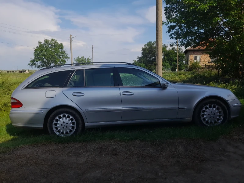 Mercedes-Benz E 270, снимка 8 - Автомобили и джипове - 48189678